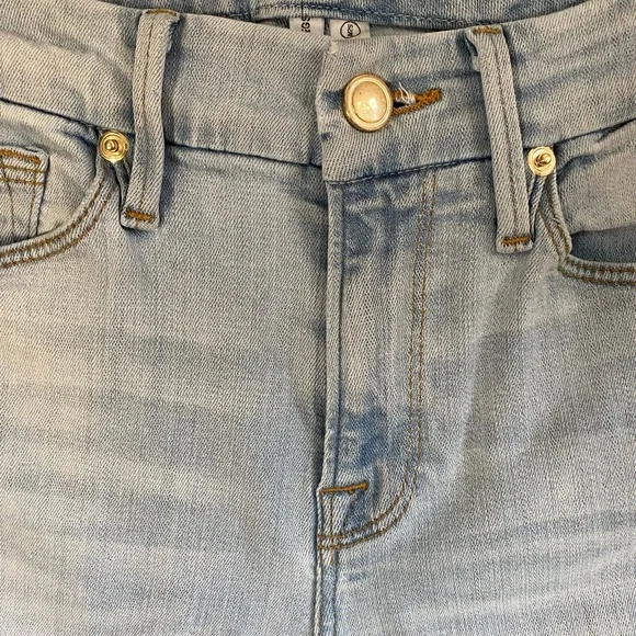 Good American Good Legs Skinny Jeans Light Blue (124) RN#151301 Size 0/25 - Picture 11 of 11